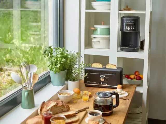 Riviera & Bar Duo set mic dejun cafetiera + toaster negru