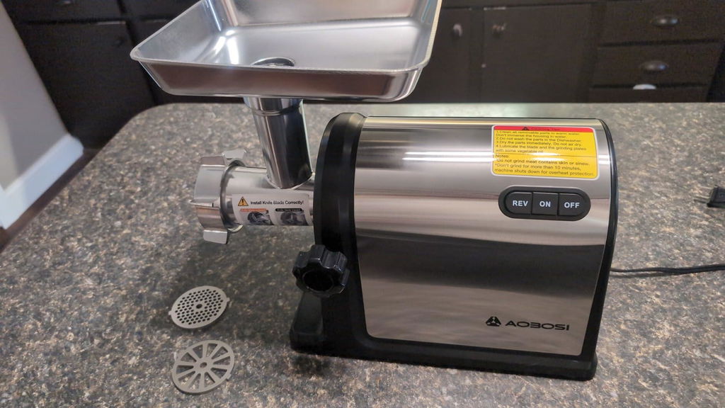 Aobosi Pro-Series masina de tocat carne 3000W
